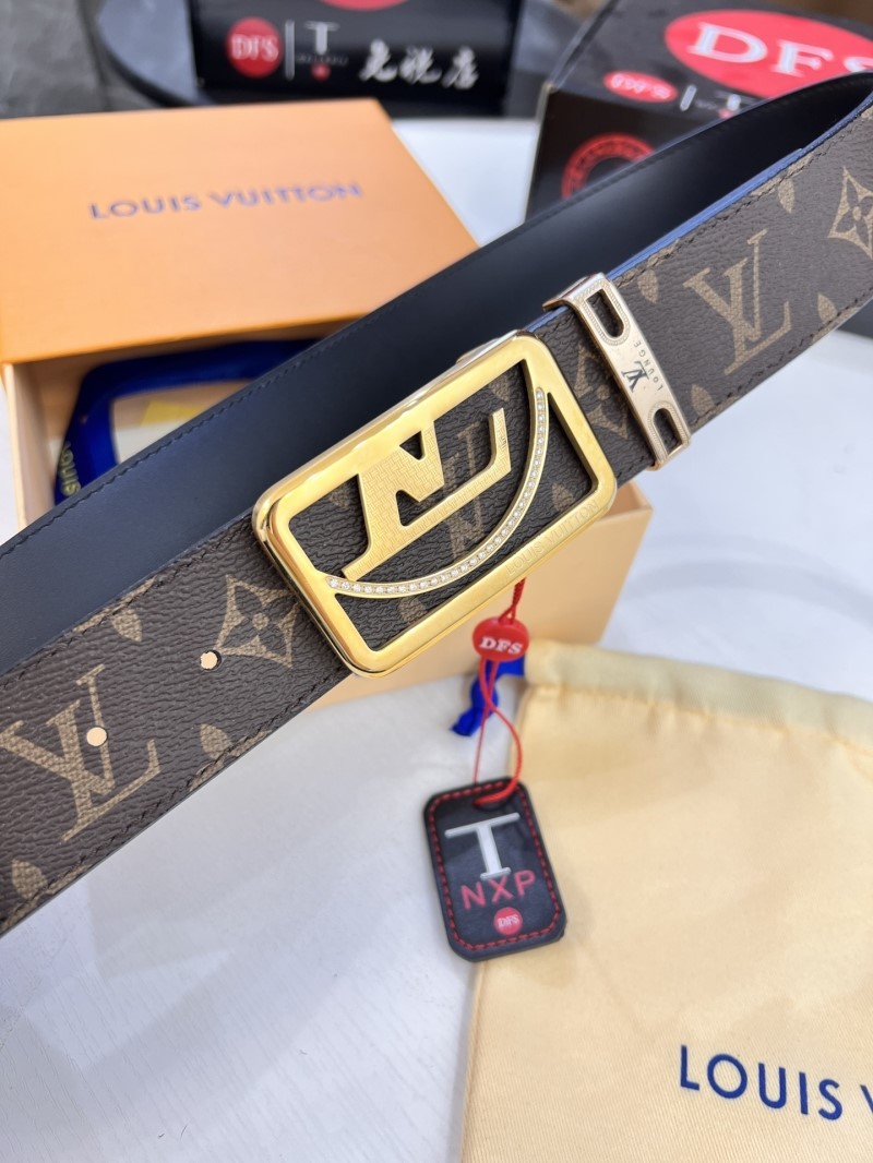 LOUIS VUITTON Belts